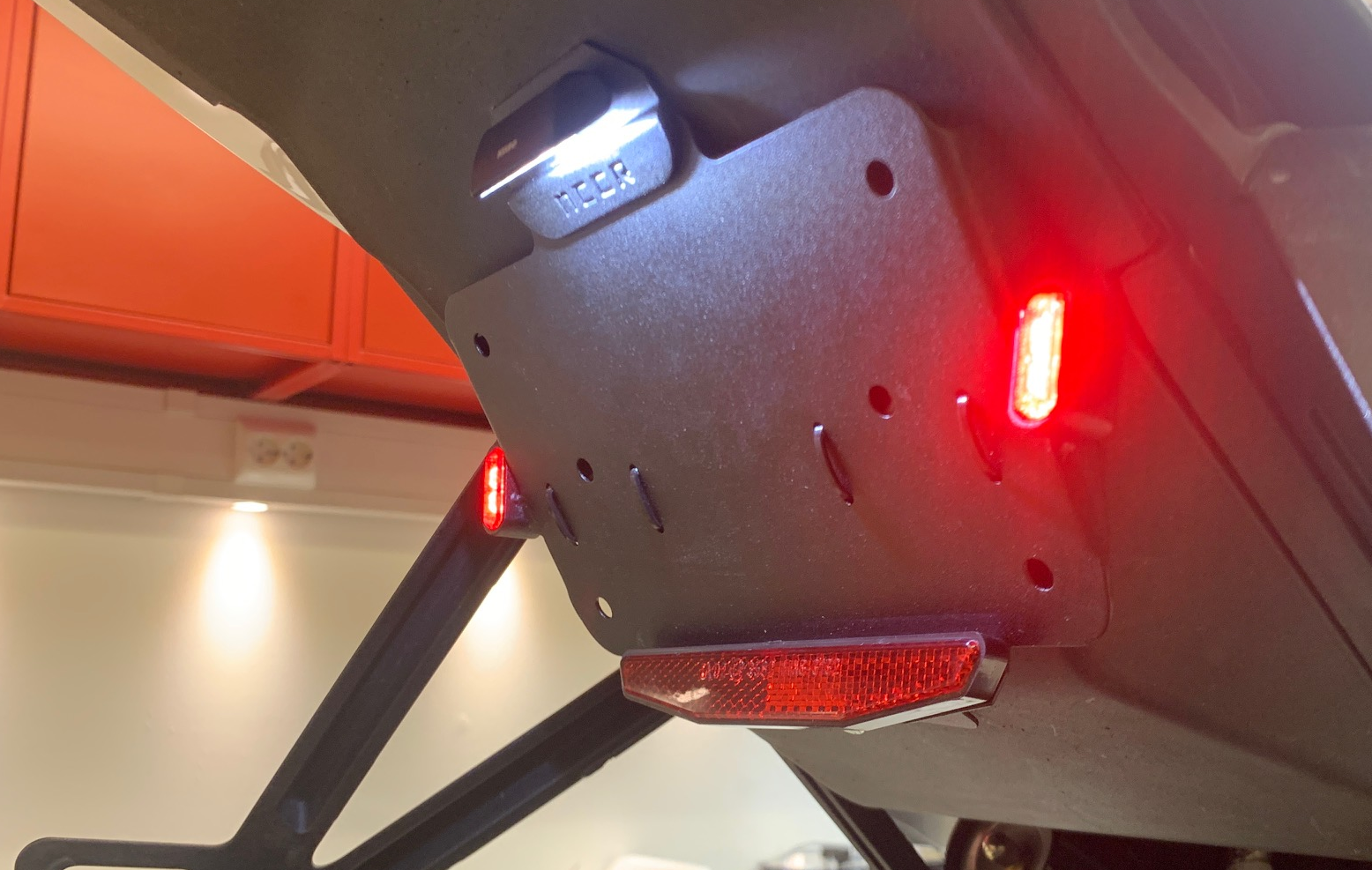 EBR 1190 RX / SX, Tail Tidy Kit 3 Undertail mounted with plate light, taillights & blinkers - 3