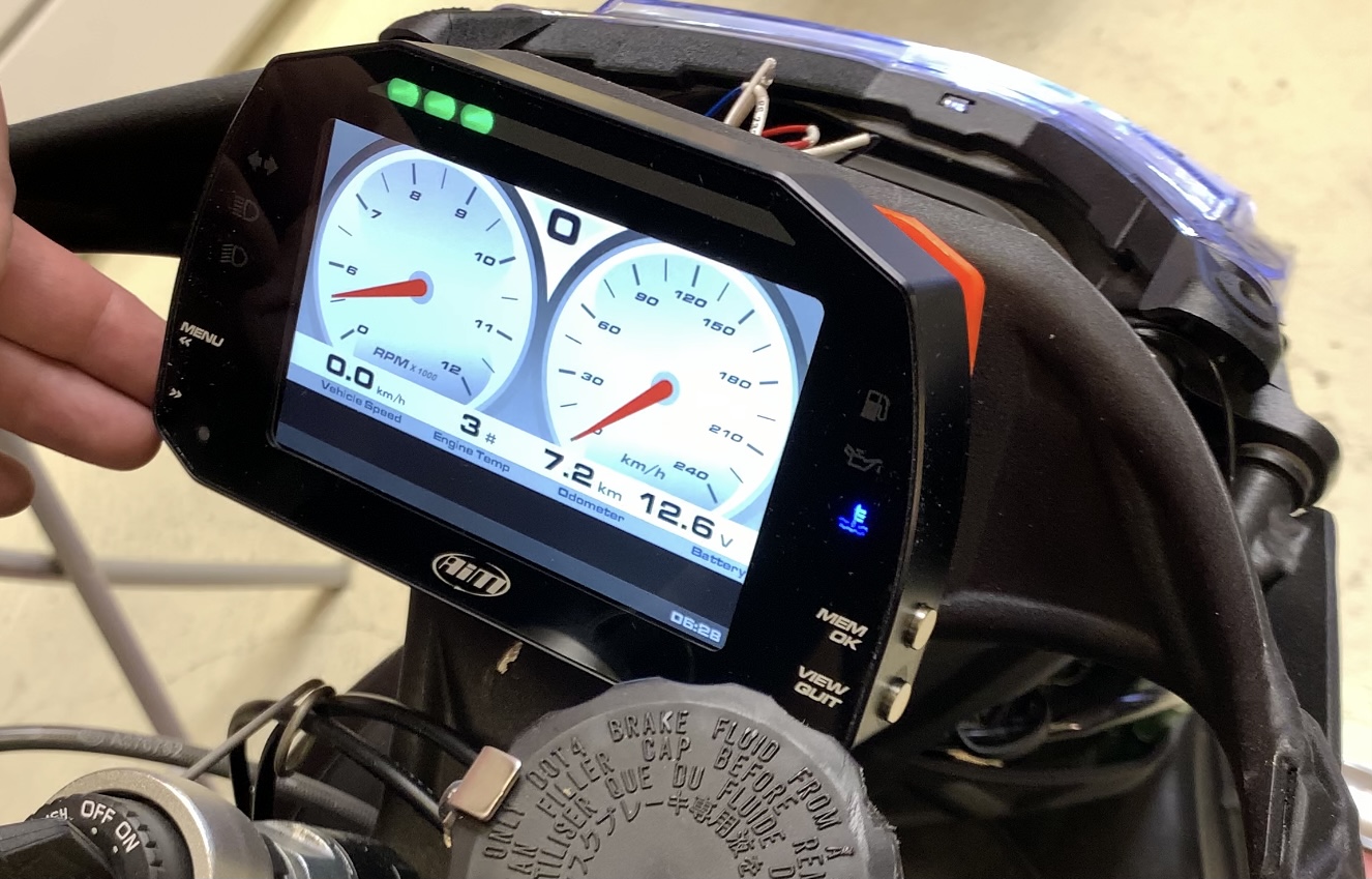 AIM MXS 1.2  Icon Dash Logger for Buell / EBR 1190 RX / SX - 3