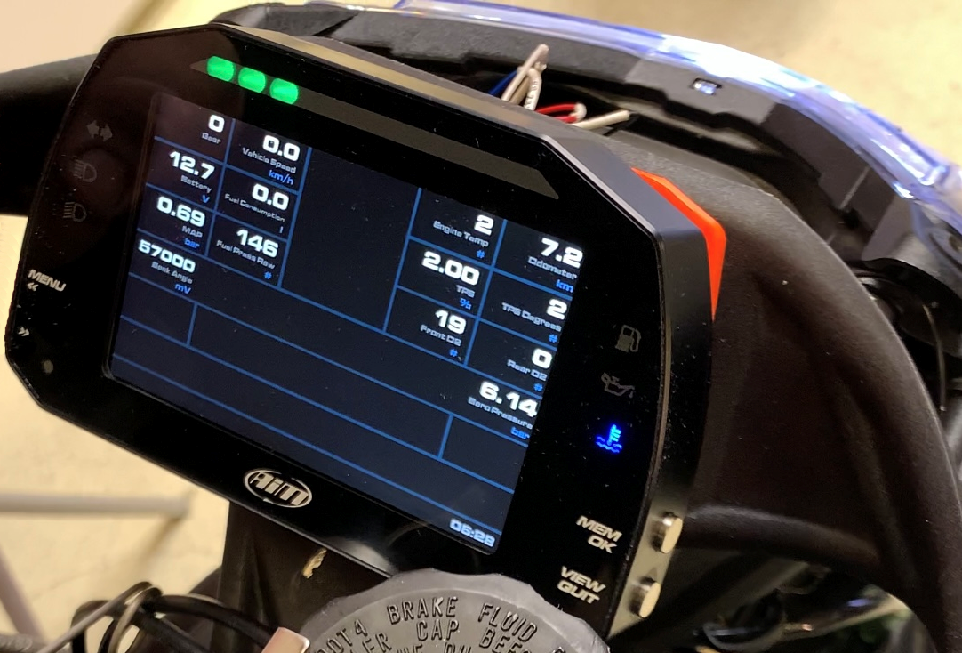 AIM MXS 1.2  Icon Dash Logger for Buell / EBR 1190 RX / SX - 2