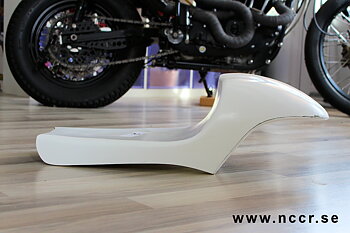 Caféracer sits Dragger