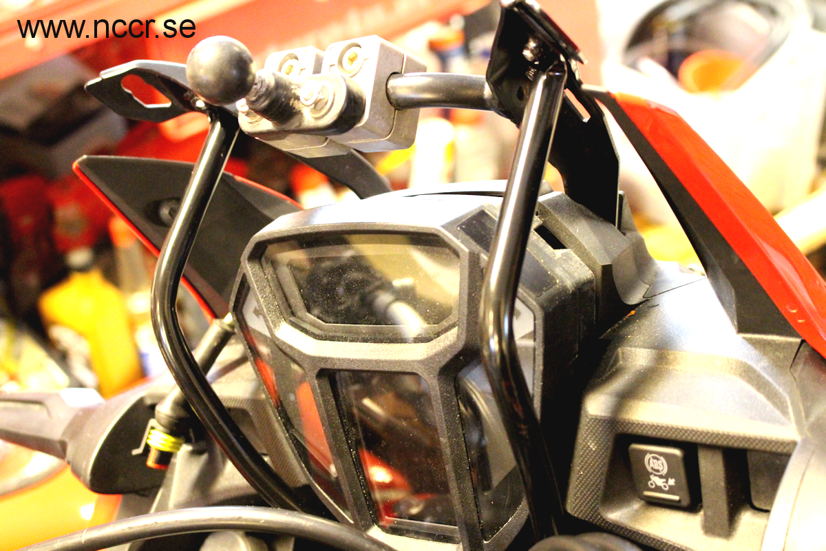 Africa Twin Förstärkning kåpglashållare - 6
