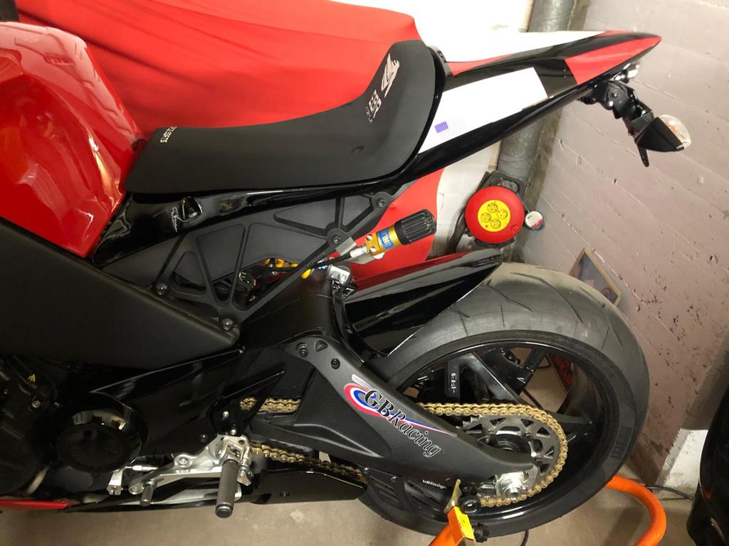 EBR 1190 WSBK Style Race Seat  - 3
