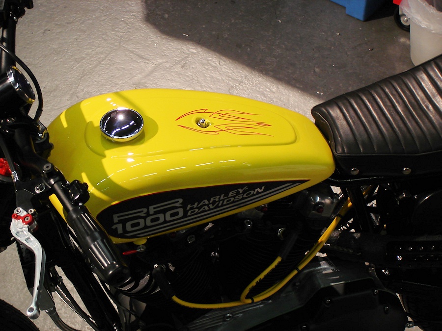 Storz "Flattracker Style"Aluminium Kraftstofftank - 3
