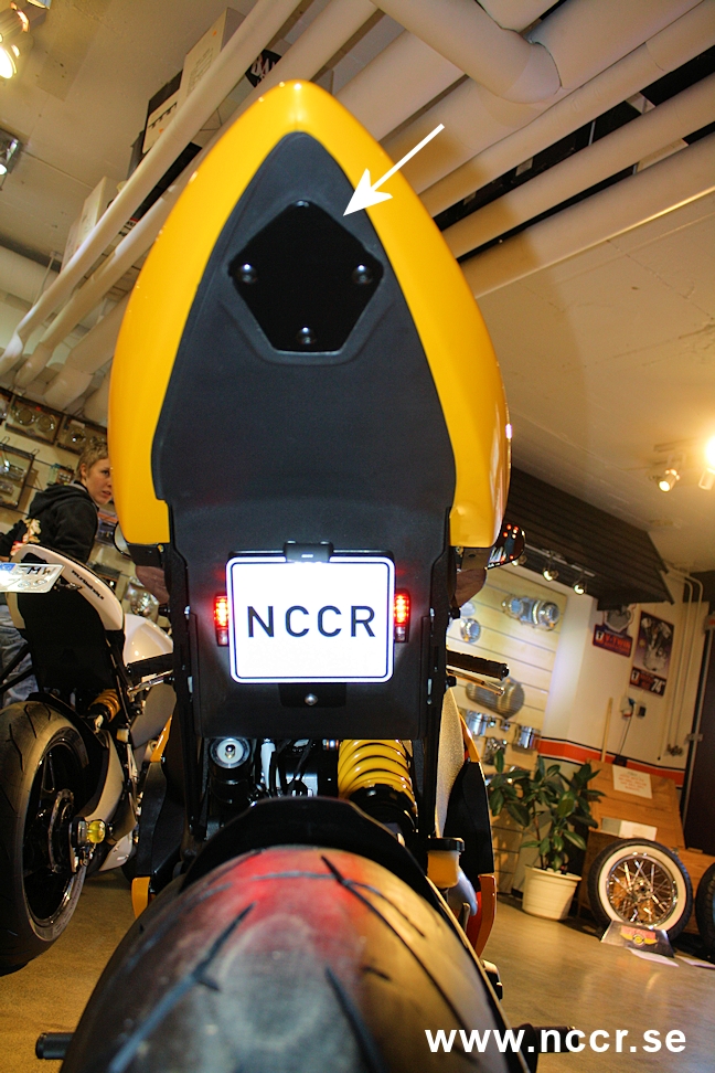 EBR 1190 RX/SX Tail Unit block plate