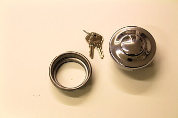 Fuelcap Britania with 2 keys, chromed 2,5"