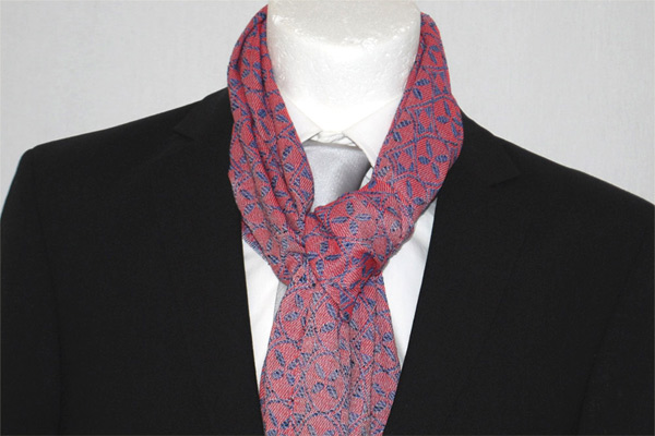 Scarves och halsdukar I många material och färger 
