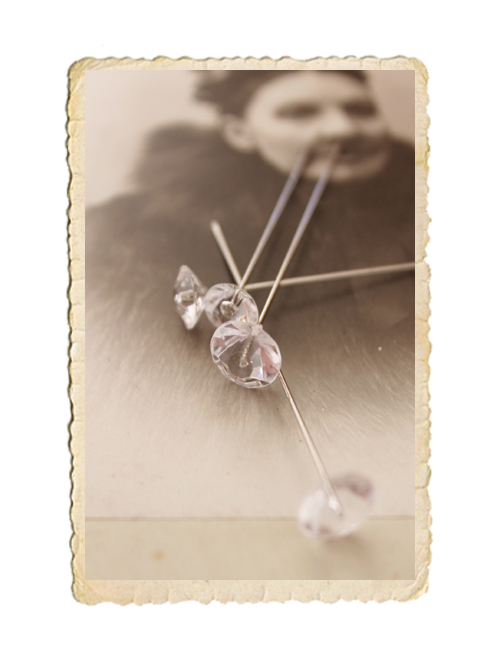 Diamant knappnål