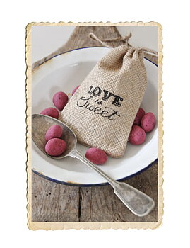 Love is sweet påse