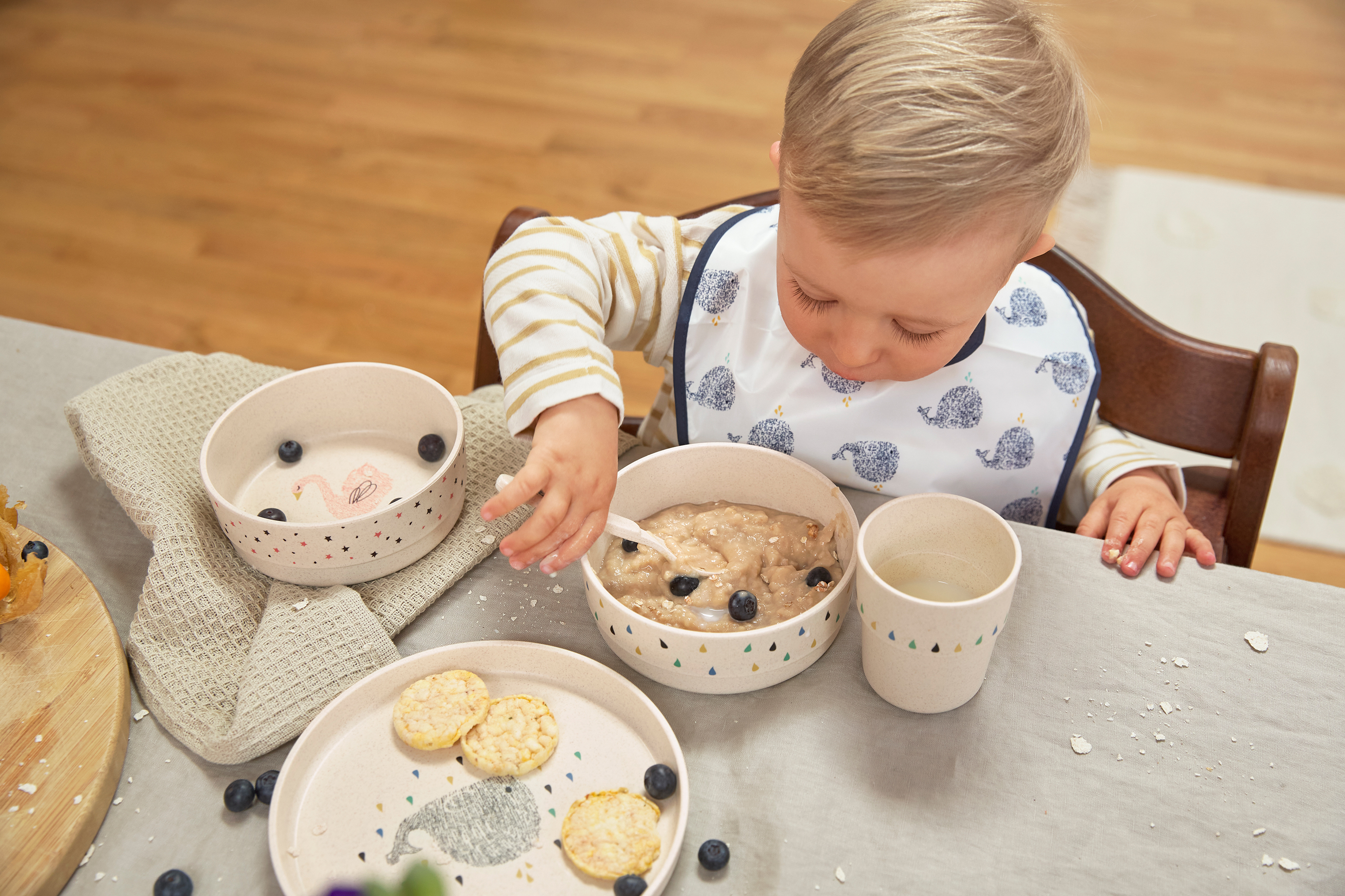 Lässig Dish Set PP/Cellulose Little Water Whale (Plate, Bowl, Mug, Spoon) - 4