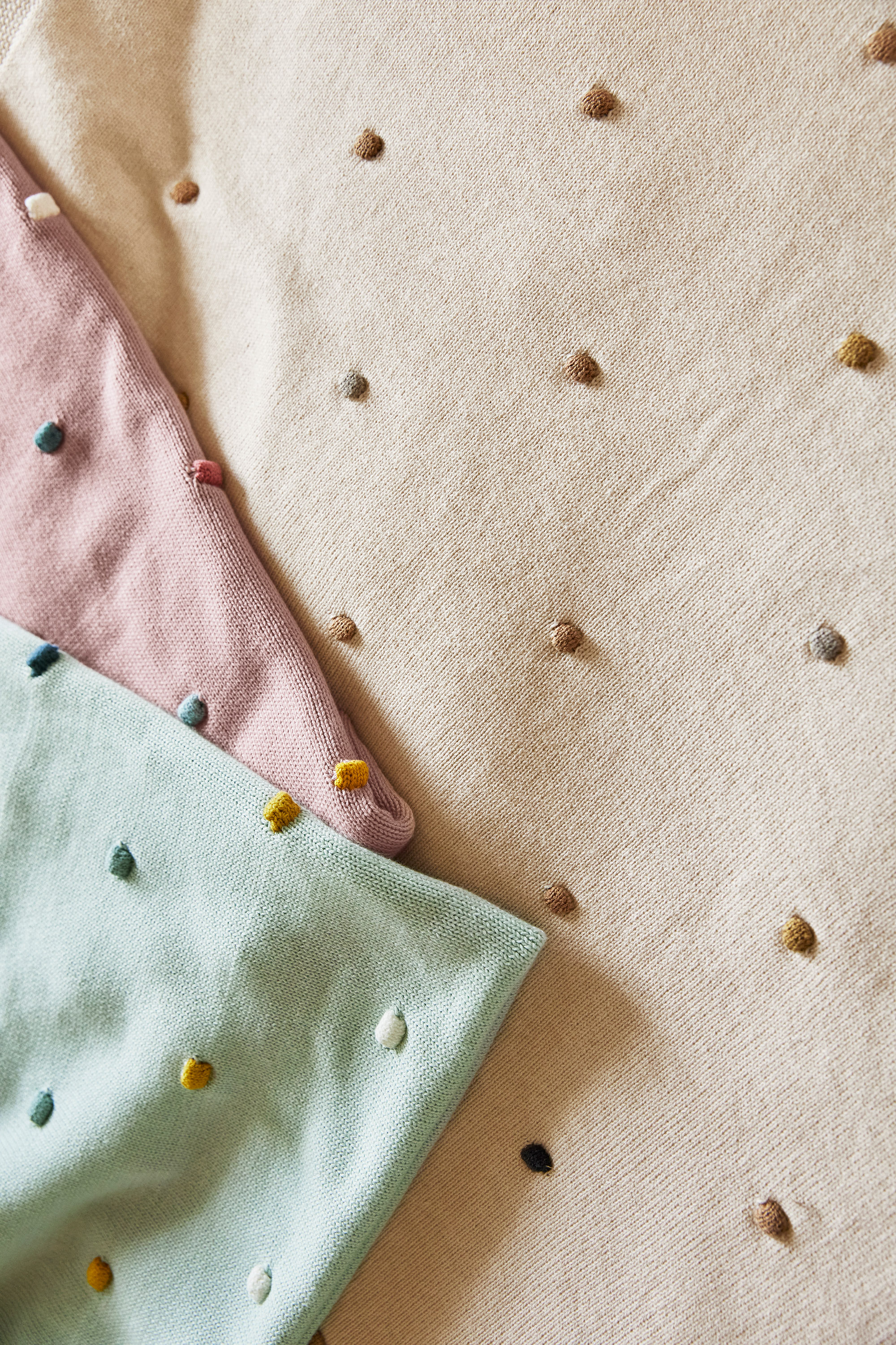 Lässig Knitted Blanket GOTS "Dots" nature 80 x 100 cm - 5