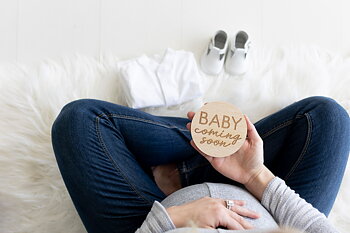 Pregnancy photo cards natural wood
