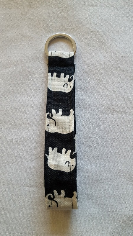 Nyckelhållare i designtyg - 2