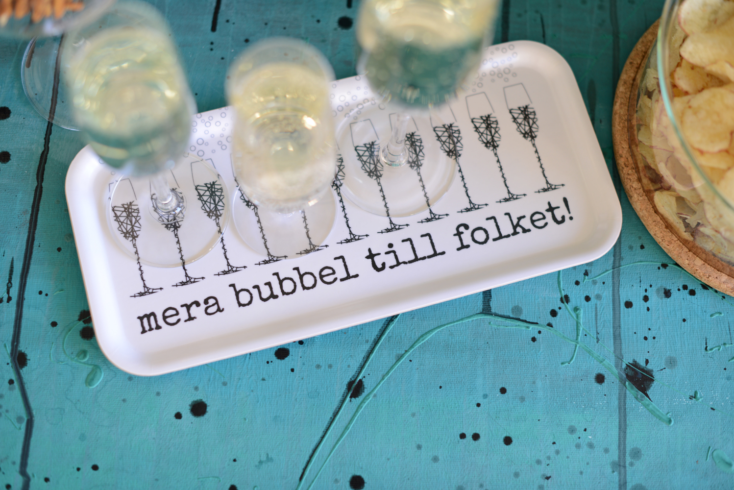 BUBBLY kring champagne, bubbel & annat är drick njut 