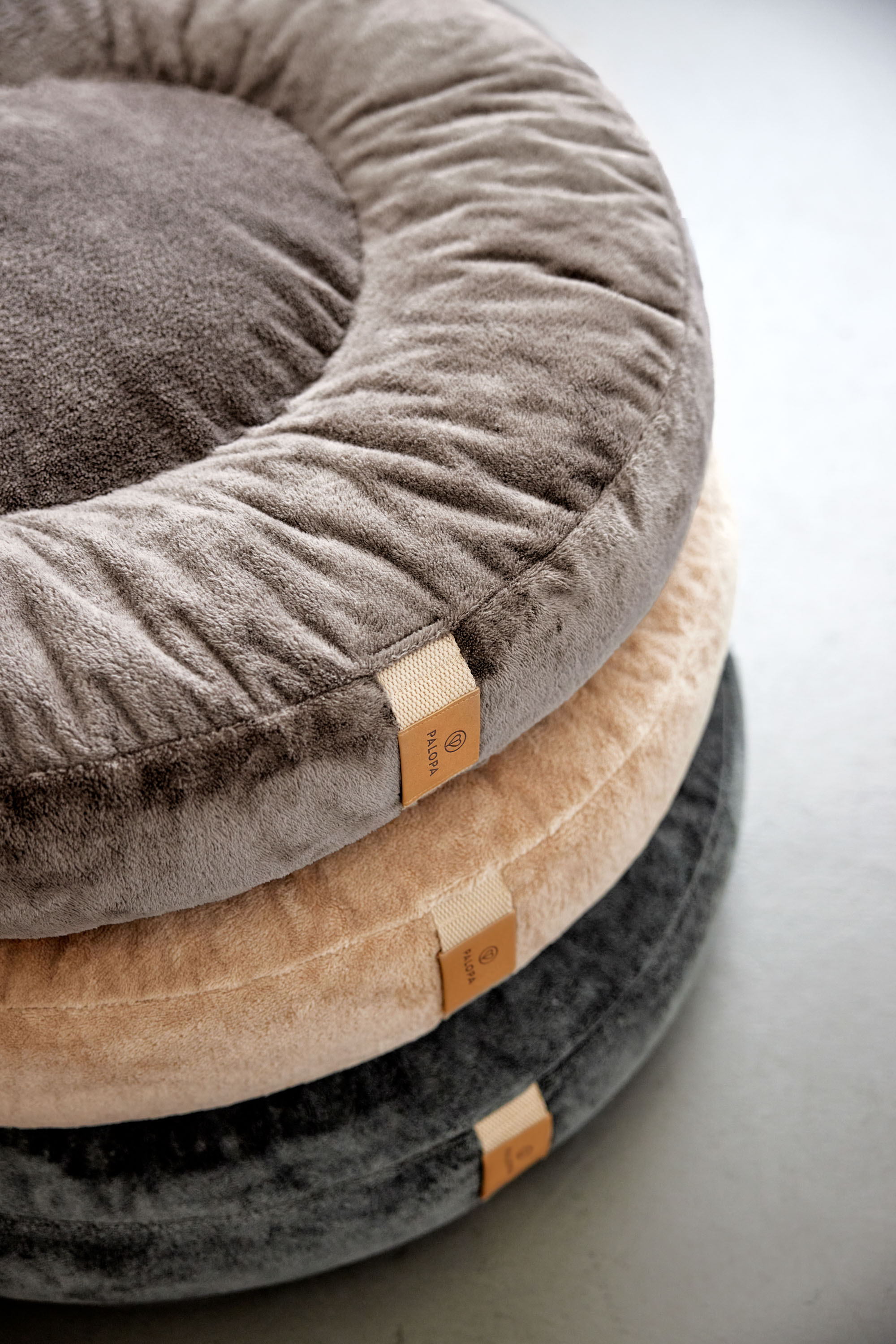 Palopa Dog Bed Donut Fippa anthracite M-L - 17