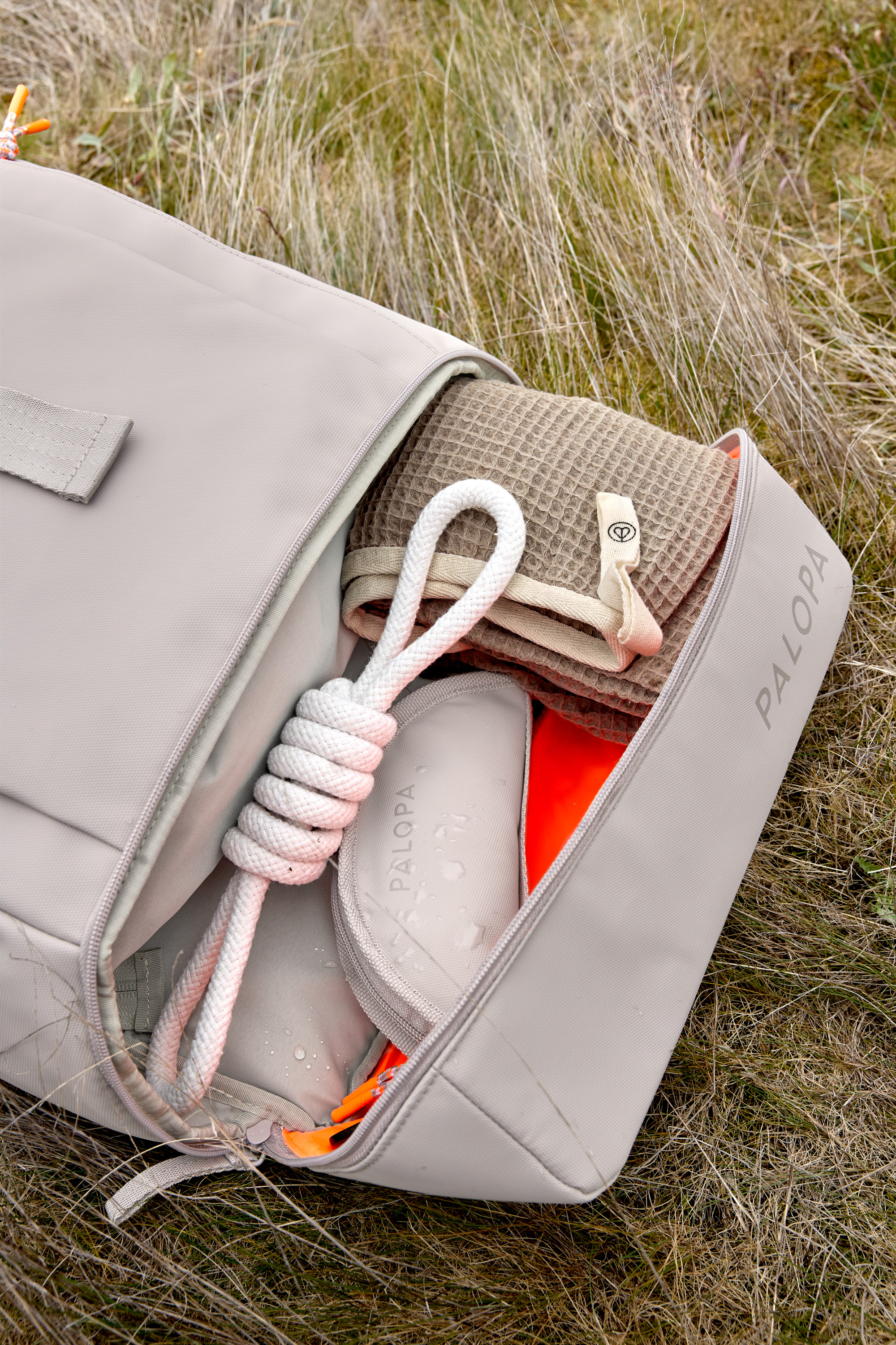 Palopa Rolltop Backpack Yoska taupe - 9