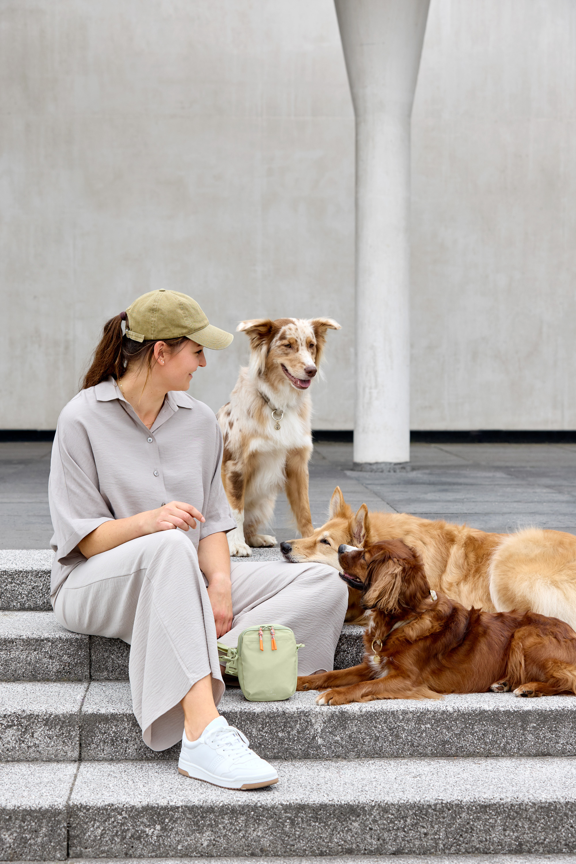 Palopa Dog Snack Bag Greta L pale khaki - 15