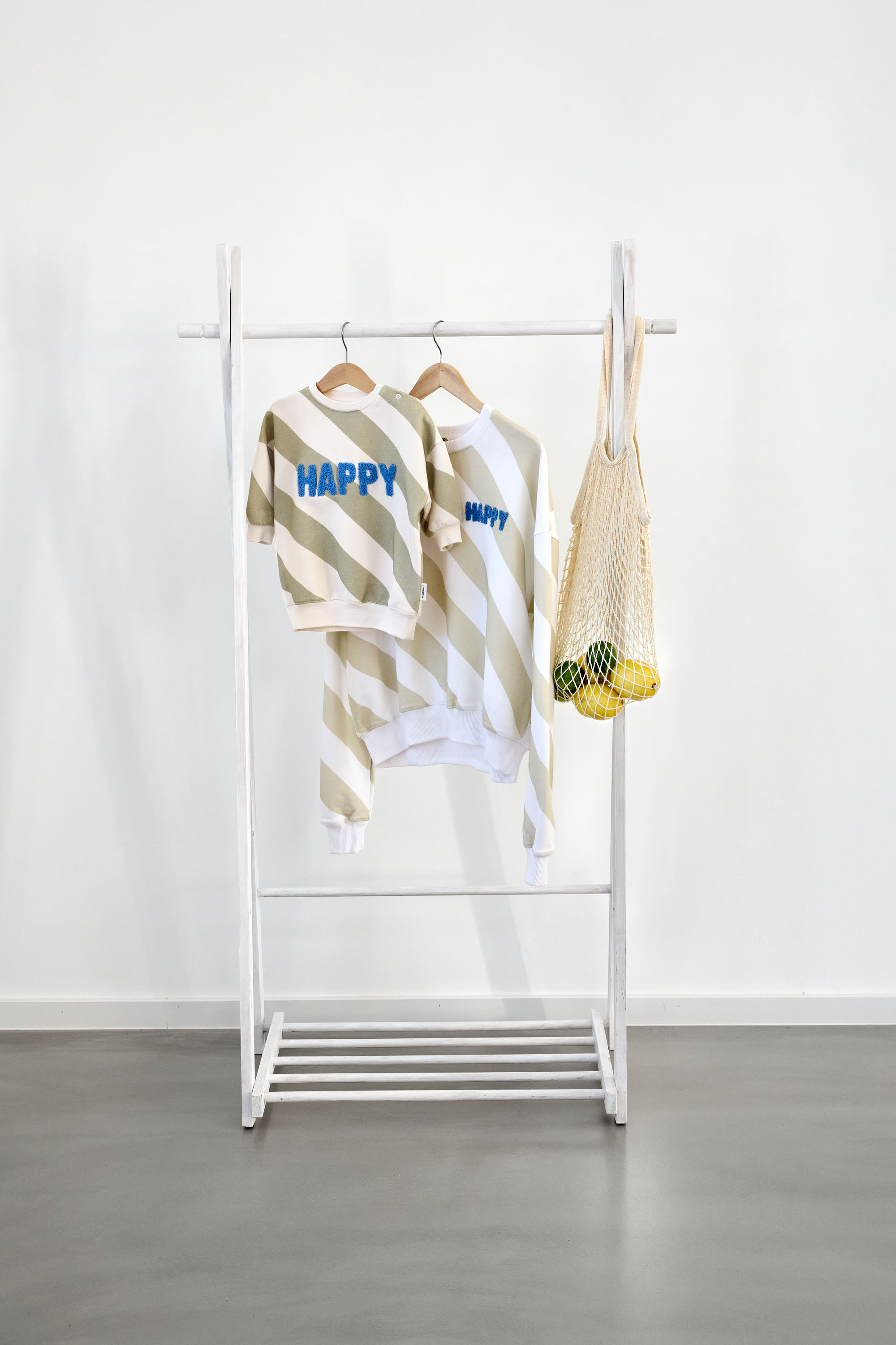 Lässig Sweatshirt unisex GOTS Happy milky/li khaki S - 9