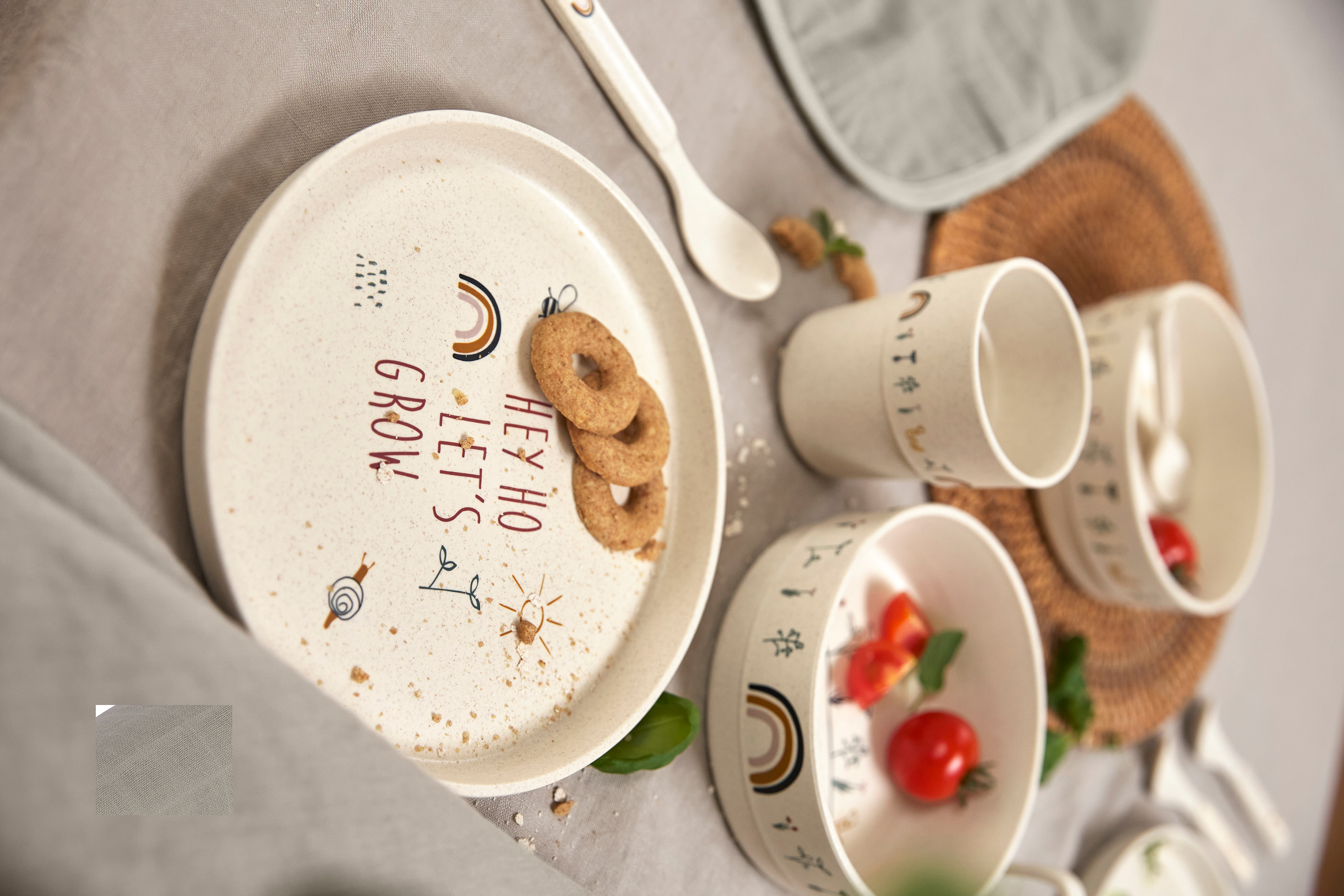 Lässig Dish Set PP/Cellulose Garden Explorer (Plate, Bowl, Mug, Spoon) - 7