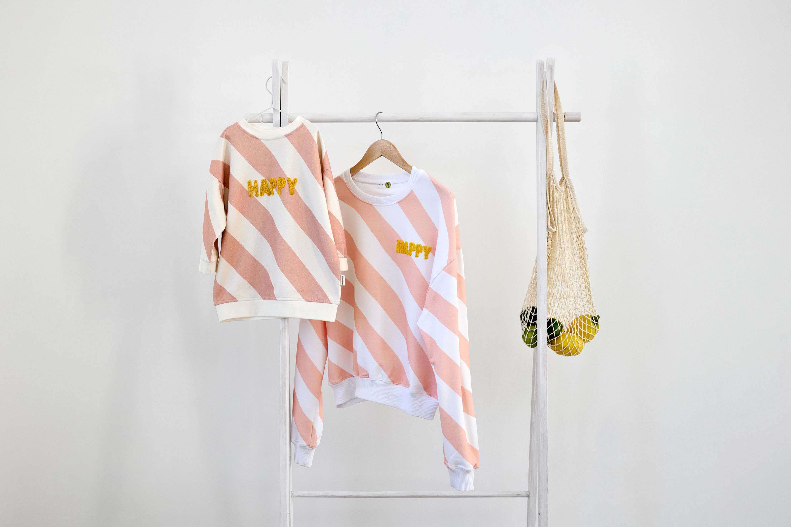 Lässig Kids Sweater GOTS Happy milky/peach, 4-6 years - 7