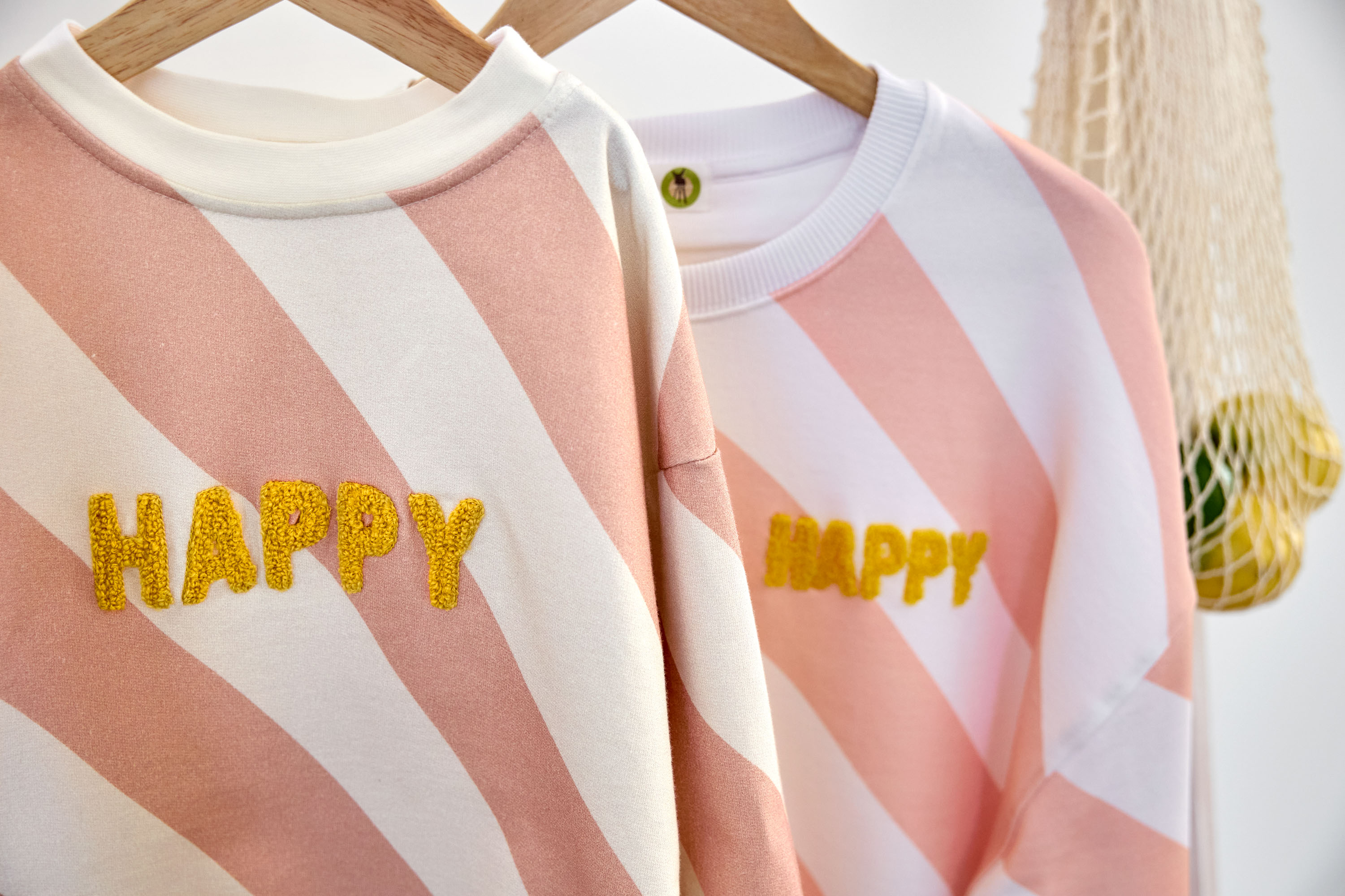 Lässig Kids Sweater GOTS Happy milky/peach, 4-6 years - 2