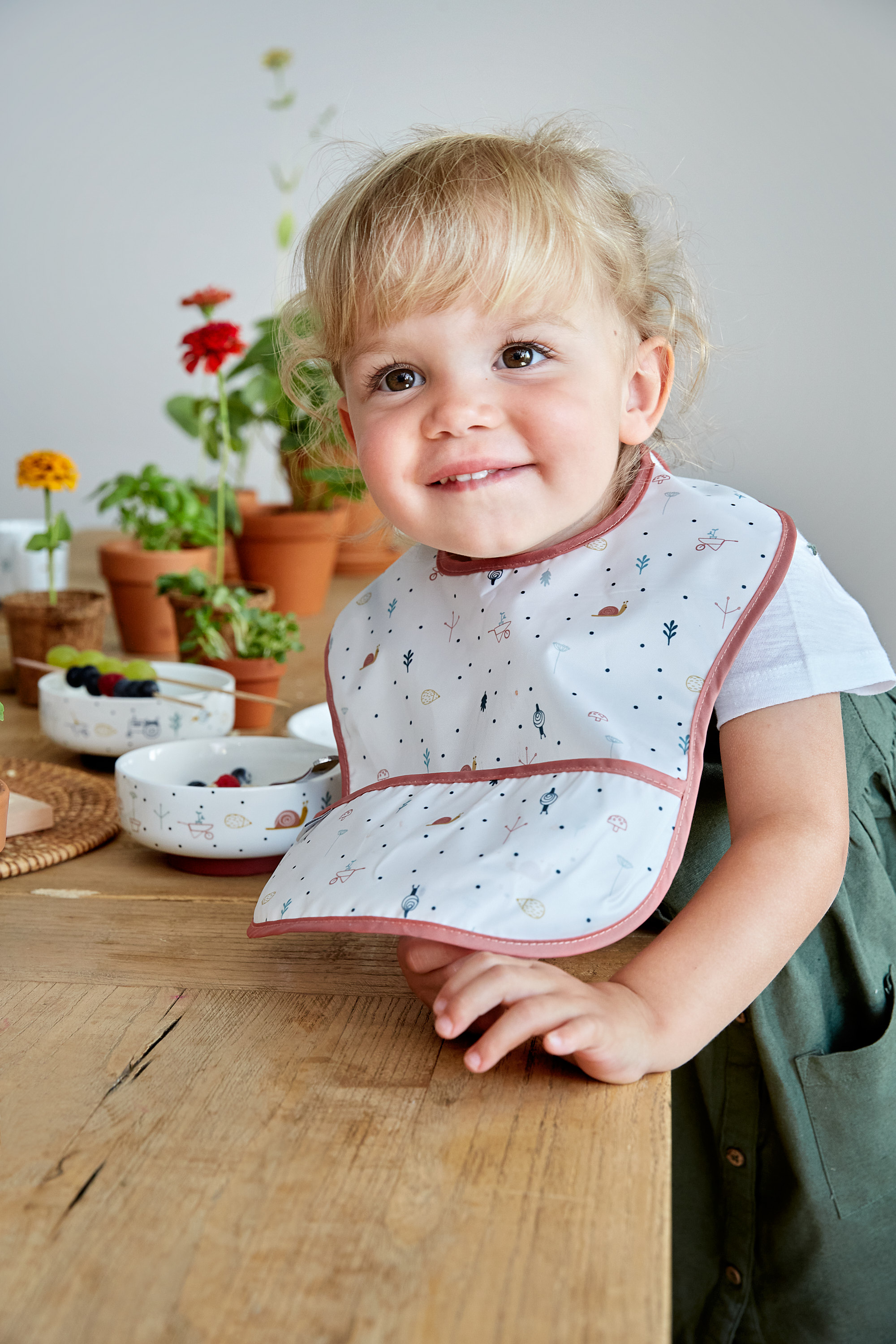 Lässig Lightweight Bib 2 pcs assorted Garden Explorer Snail - 2