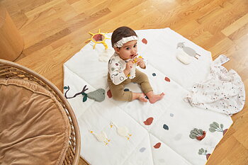Lässig Activity Toy Blanket Tiny Farmer