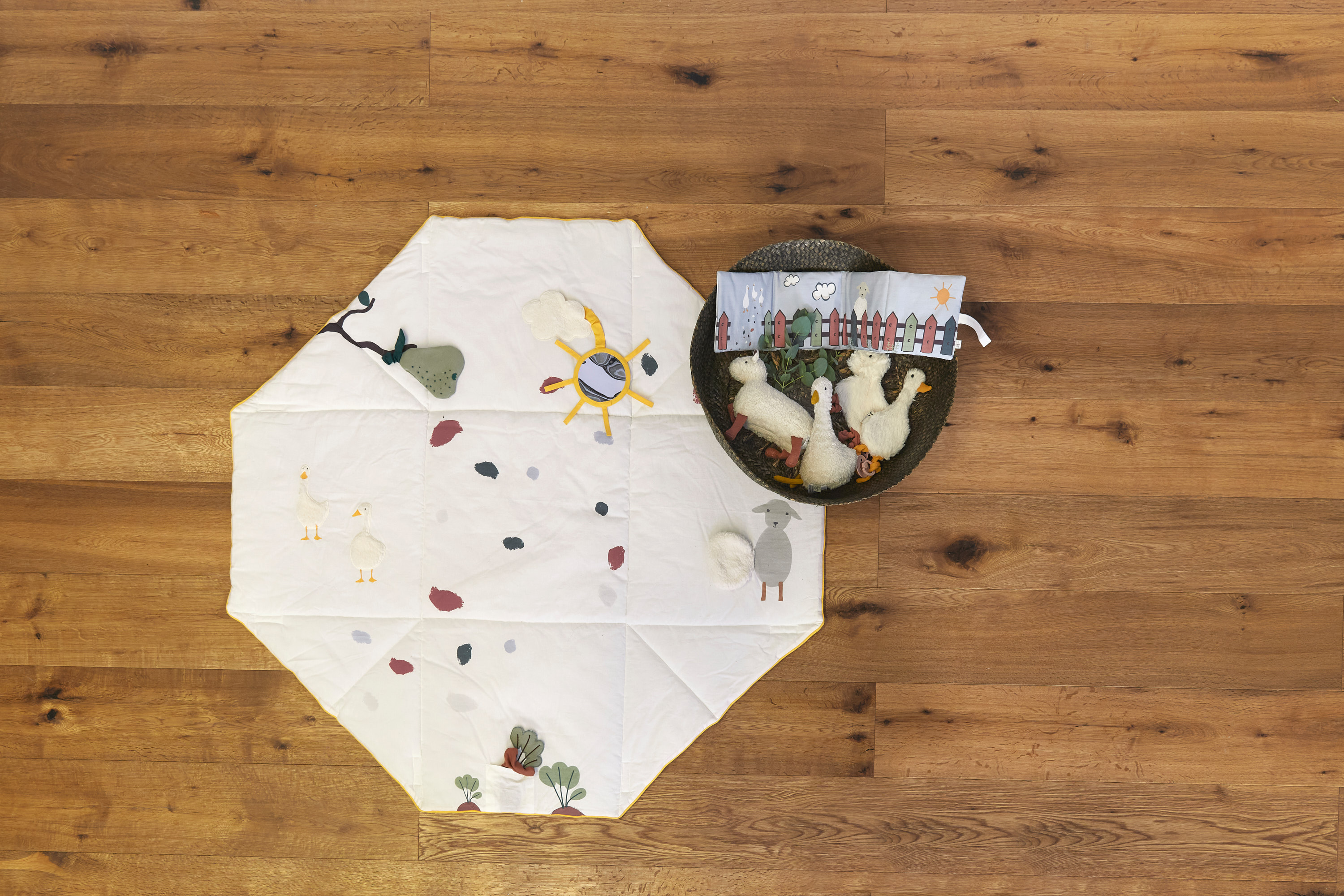 Lässig Activity Toy Blanket Tiny Farmer - 22
