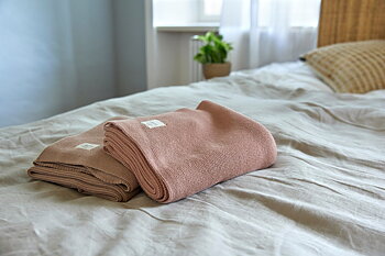 Lässig Knitted Blanket GOTS Frizzy Rose