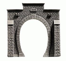 Tunnelportal för enkelspår