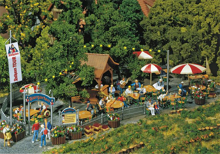 Biergarten (mit Beleuchtung)