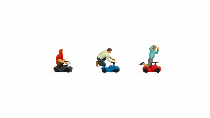 Bobby-Car Race