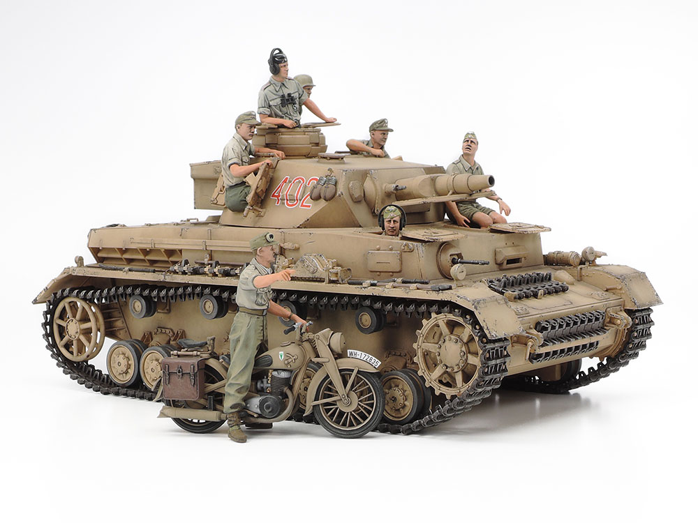 German Tank Panzerkampfwagen IV Ausf.F 1/35