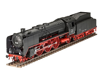 Express locomotive BR01 with tender 2'2' T32 