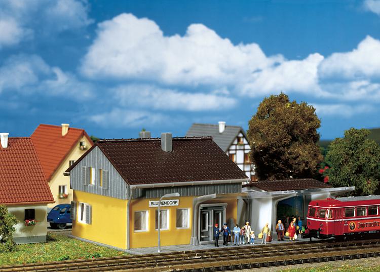 Hållplats 'Blumendorf'