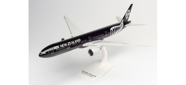 Boeing 777-300ER – ZK-OKQ Air New Zealand 'All Blacks'