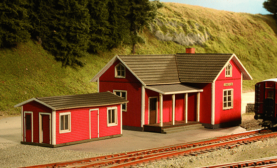Sidobyggnad med toalett, Linnefors