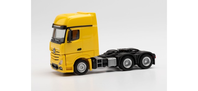 Mercedes-Benz Actros Gigaspace 6x4 dragbil, yellow
