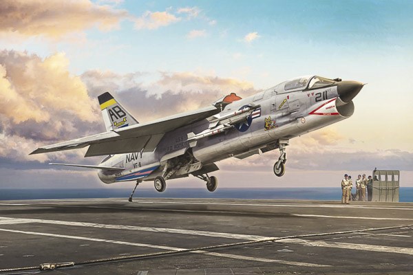 F-8E Crusader 1/72