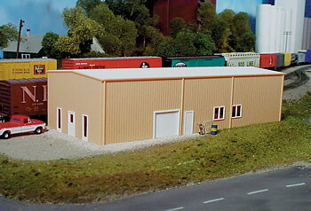 Fabriksbyggnad 10.8 x 21cm