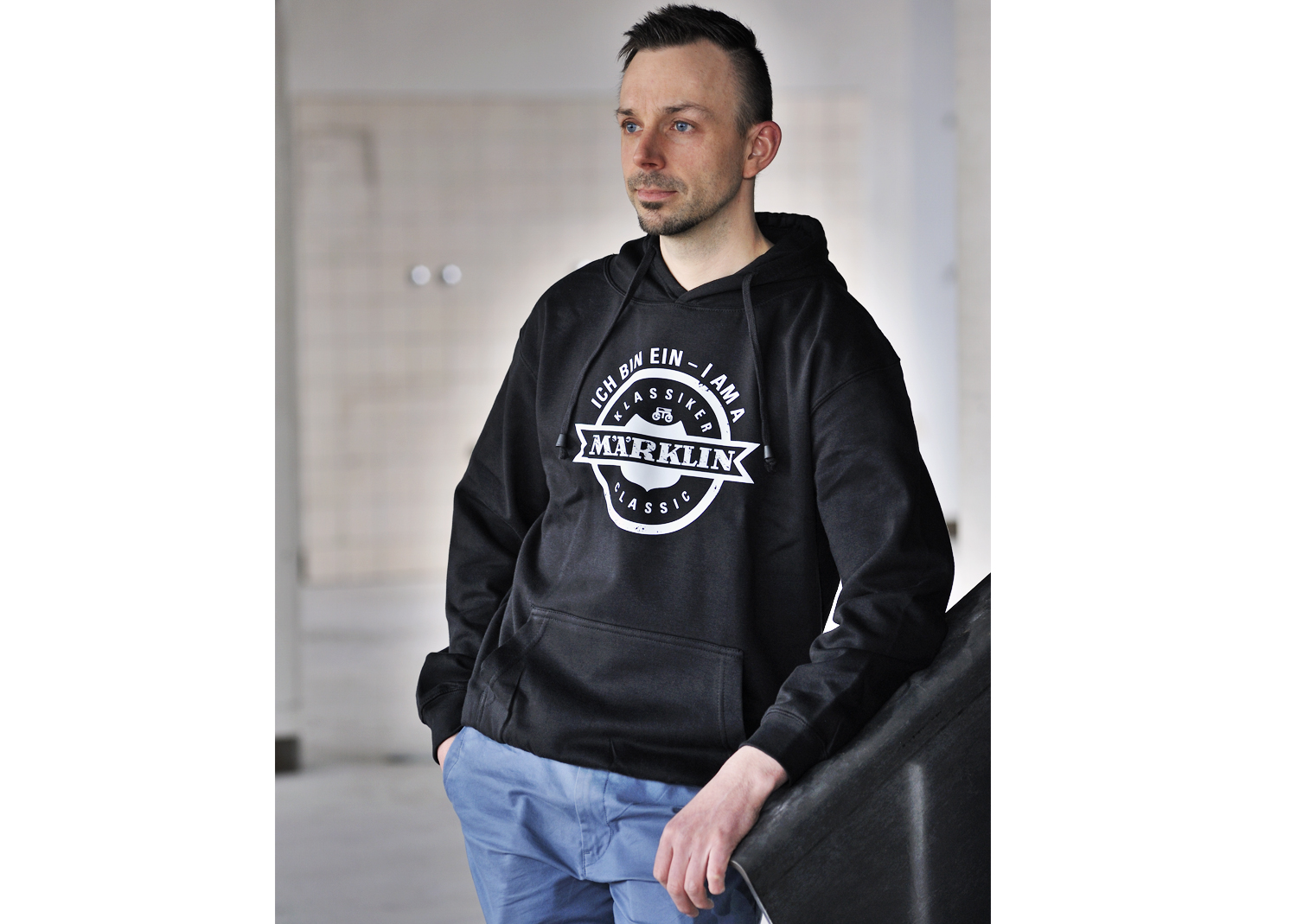 Luvtröja, hoodie 'Ich bin ein Märklin Klassiker', Strl XL