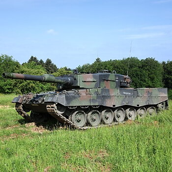 Leopard 2A4 1/72