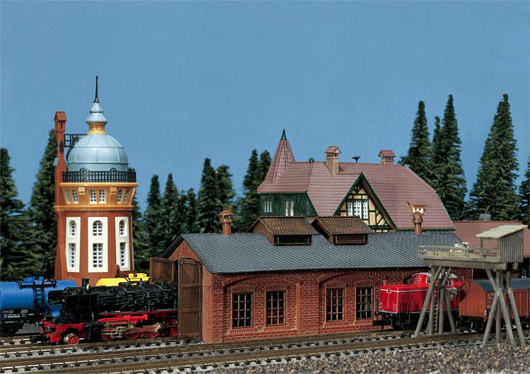 Loco shed for 1 loco, Falelr