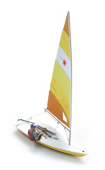 Segelbåt Laser med figur