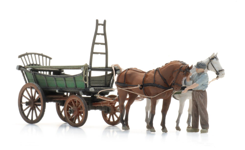 Northern European hay wagon + figure