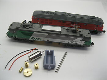 Minitrix DR BR 132, BR 142, BR 234, DB NS BR 232, SNCF CC 6500, CC 72000with flywheel. & Dig interface