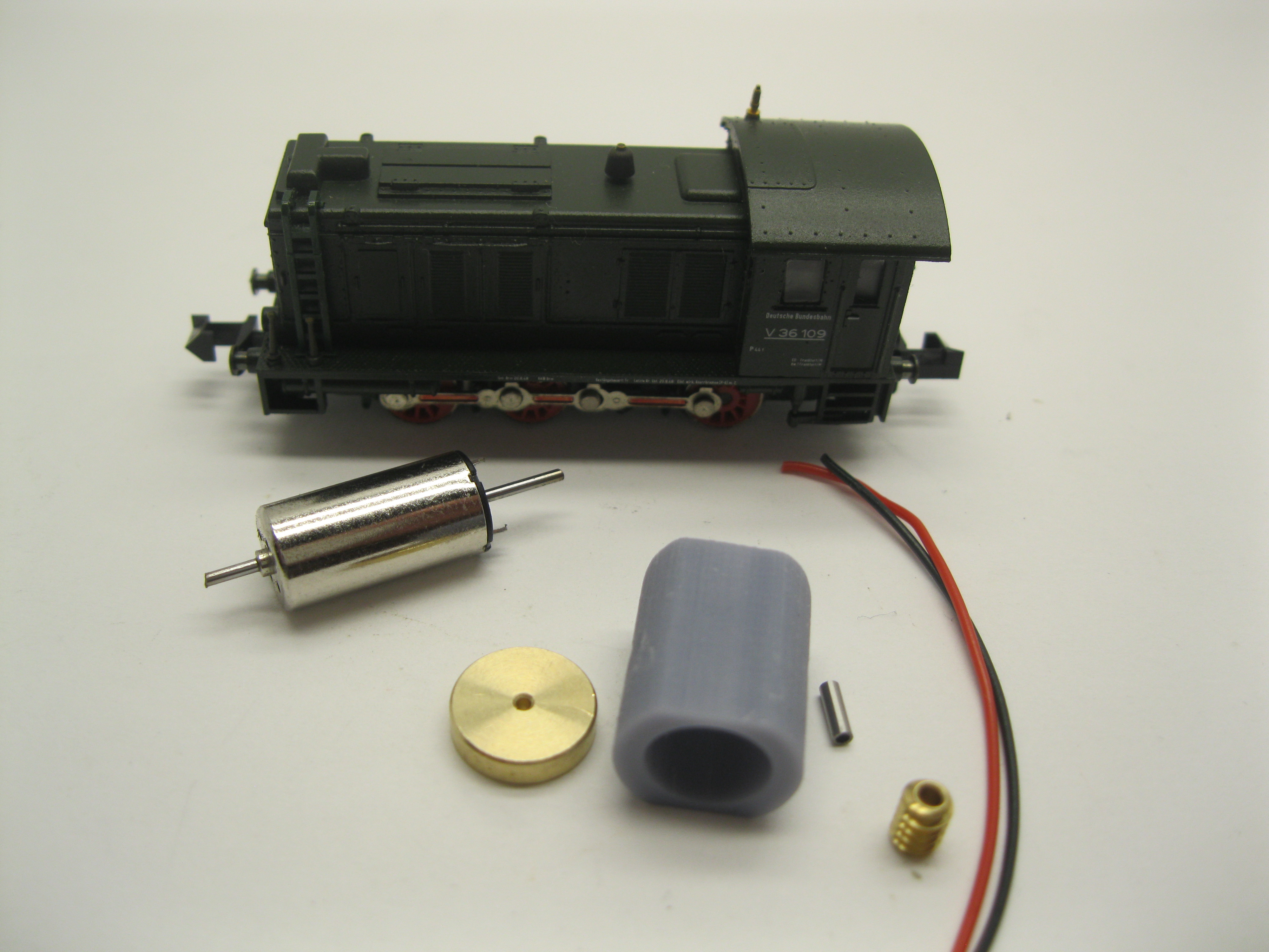Minitrix V 36 (Motor + Dig interface) Ab 1997