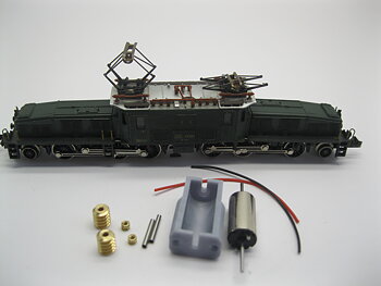 Utbytesmotor NM033G