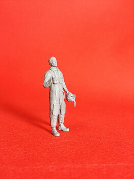 1/48 scale SAAB 60, 35 & 37 pilot. Art # 48P006