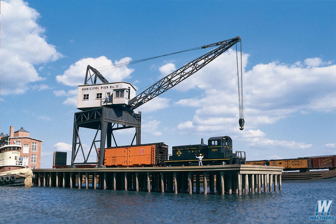 Pier & Traveling Crane