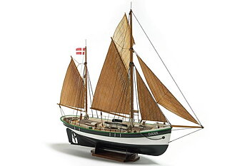 Dana fiskebåt, träbyggsats (1:60)